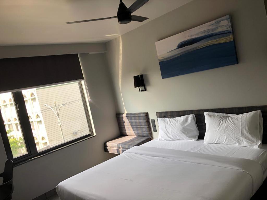 Yarinn Vijayawada Exterior photo